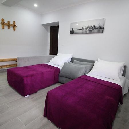 J&M Luxury Apartments Saranda ภายนอก รูปภาพ