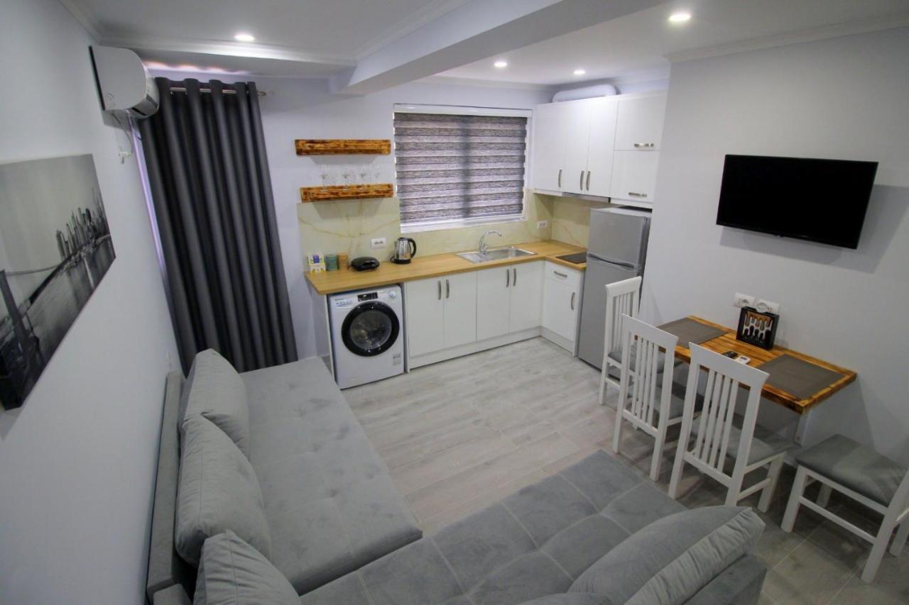 J&M Luxury Apartments Saranda ภายนอก รูปภาพ